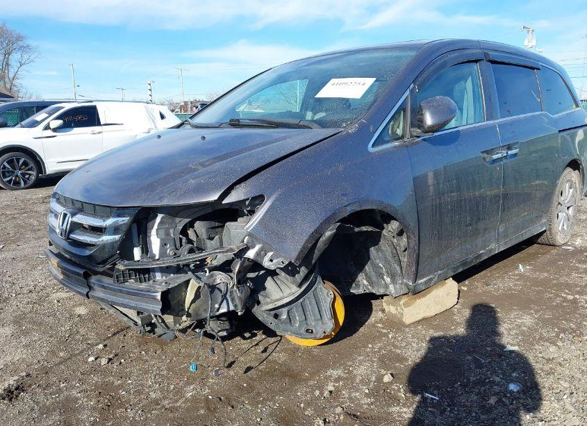 Photo 6 of 2014 Honda Odyssey EX-L (VIN 5FNRL5H62EB101831)