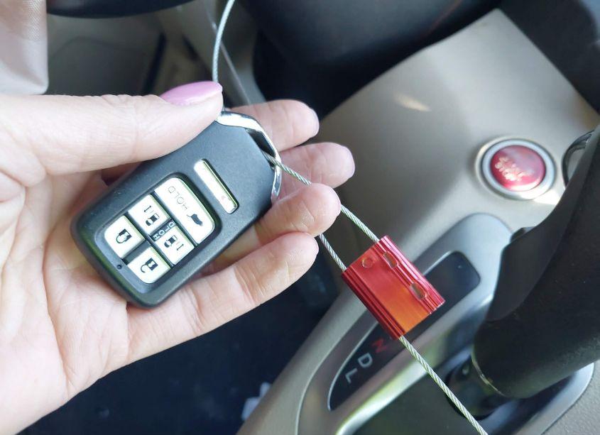 Photo 11 of 2014 Honda Odyssey EX-L (VIN 5FNRL5H62EB118614)