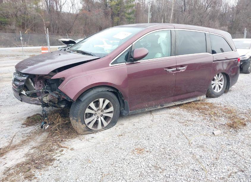 Photo 2 of 2014 Honda Odyssey EX-L (VIN 5FNRL5H62EB118614)