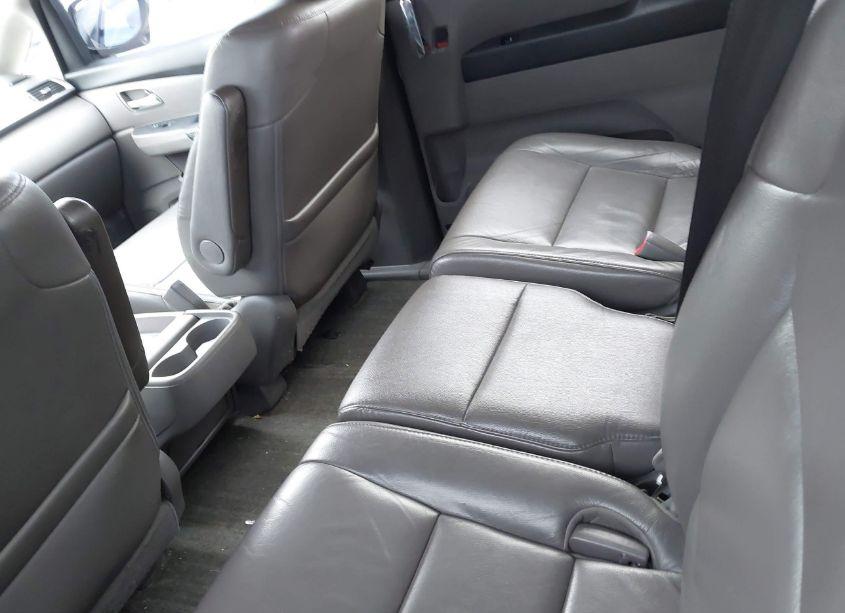Photo 8 of 2014 Honda Odyssey EX-L (VIN 5FNRL5H62EB133467)