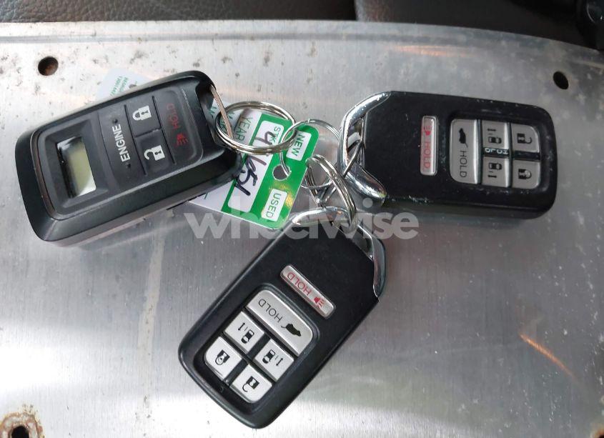 Photo 11 of 2015 Honda Odyssey EX-L (VIN 5FNRL5H62FB003643)