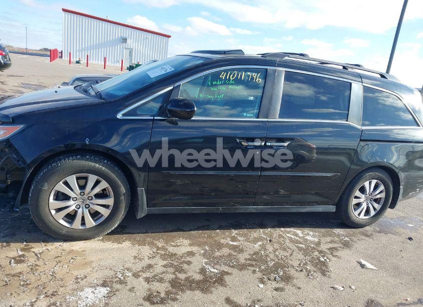 Photo 14 of 2015 Honda Odyssey EX-L (VIN 5FNRL5H62FB003643)