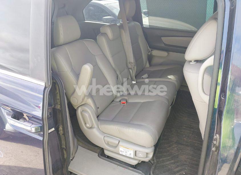 Photo 8 of 2015 Honda Odyssey EX-L (VIN 5FNRL5H62FB008681)