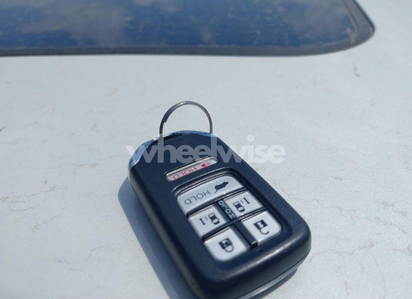 Photo 11 of 2015 Honda Odyssey EX-L (VIN 5FNRL5H62FB119389)