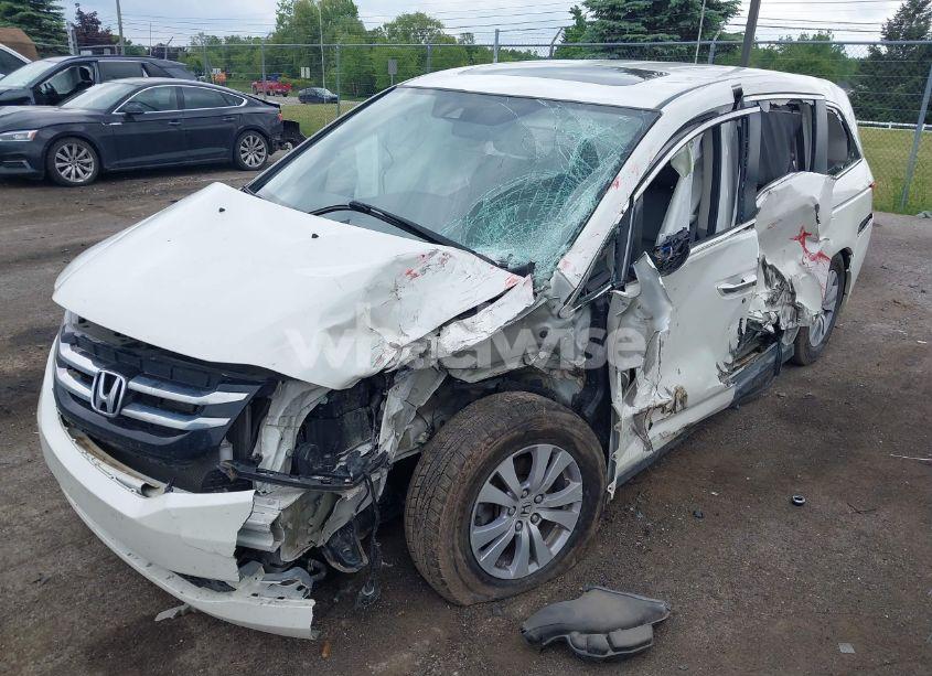 Photo 2 of 2015 Honda Odyssey EX-L (VIN 5FNRL5H62FB119389)