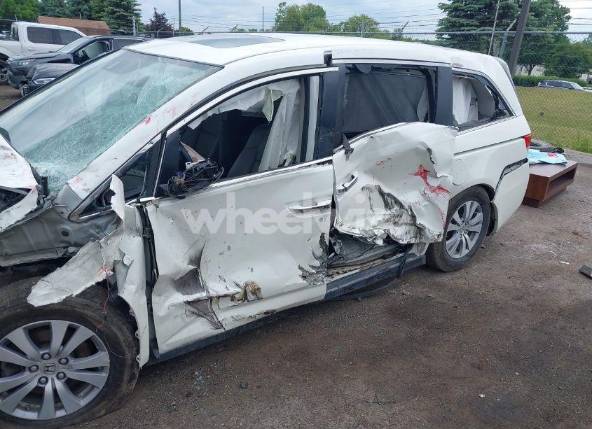 Photo 6 of 2015 Honda Odyssey EX-L (VIN 5FNRL5H62FB119389)