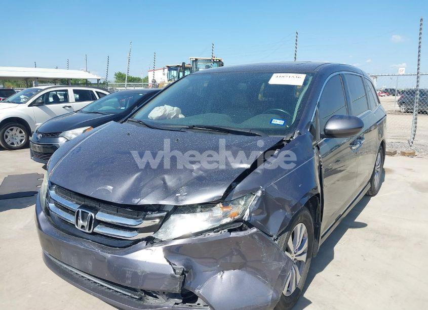 Photo 2 of 2016 Honda Odyssey EX-L (VIN 5FNRL5H62GB002056)