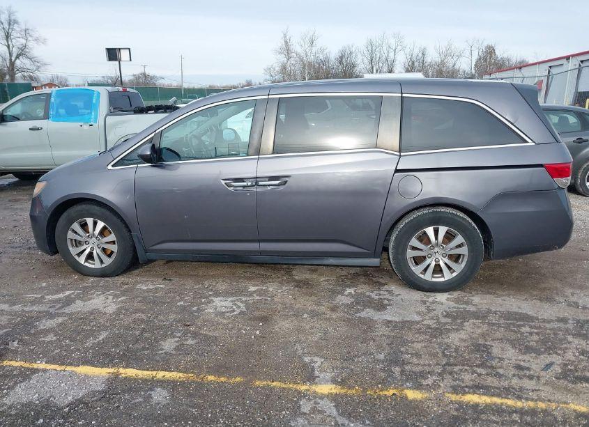 Photo 14 of 2016 Honda Odyssey EX-L (VIN 5FNRL5H62GB068087)