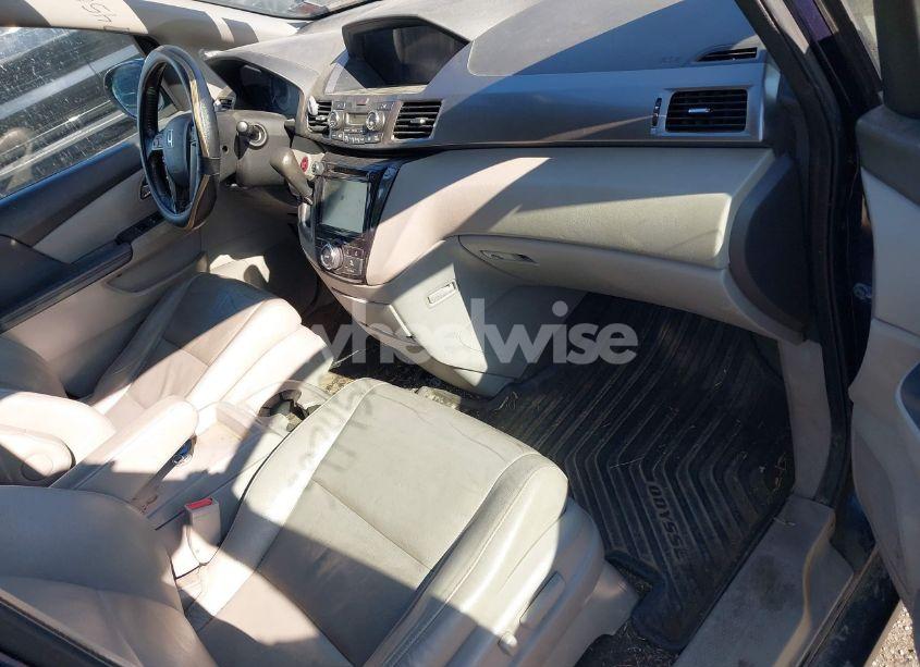 Photo 5 of 2016 Honda Odyssey EX-L (VIN 5FNRL5H62GB068459)