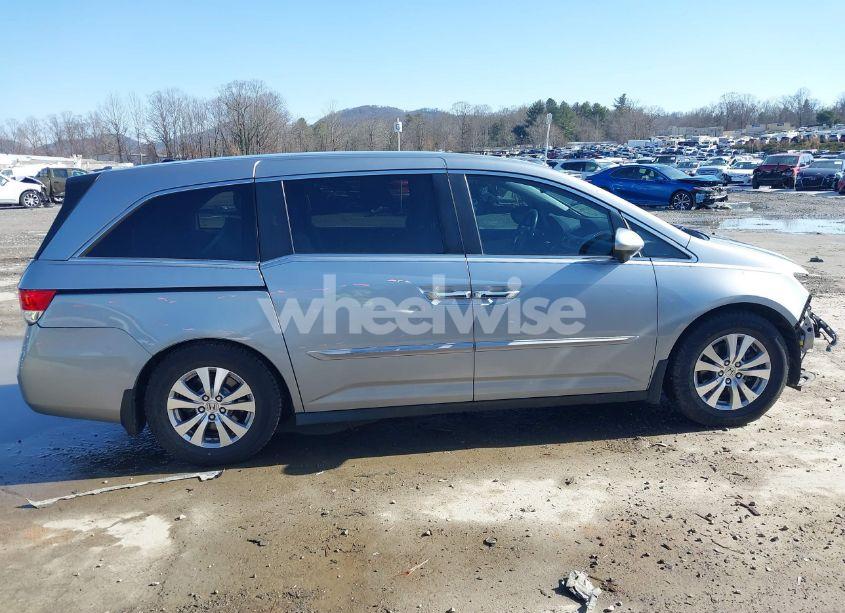 Photo 14 of 2016 Honda Odyssey EX-L (VIN 5FNRL5H62GB097234)