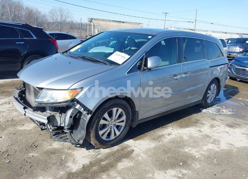 Photo 2 of 2016 Honda Odyssey EX-L (VIN 5FNRL5H62GB097234)
