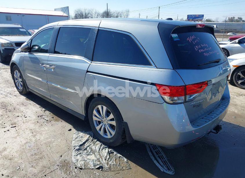 Photo 3 of 2016 Honda Odyssey EX-L (VIN 5FNRL5H62GB097234)
