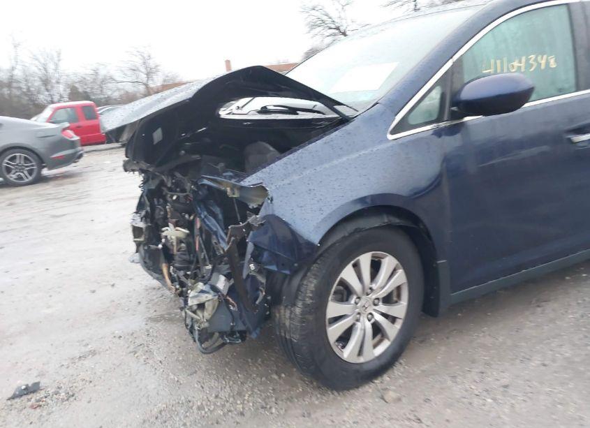 Photo 18 of 2016 Honda Odyssey EX-L (VIN 5FNRL5H62GB166021)