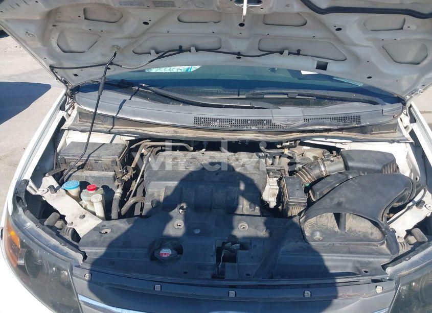 Photo 10 of 2011 Honda Odyssey EX-L (VIN 5FNRL5H63BB008294)