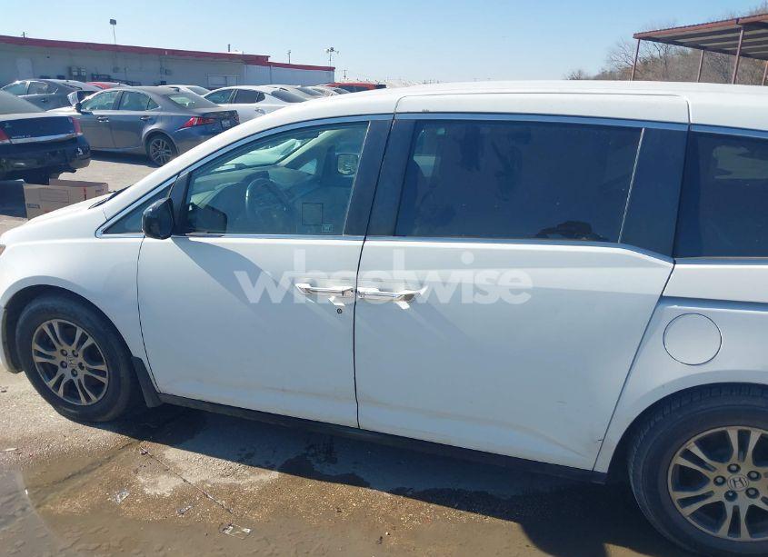 Photo 15 of 2011 Honda Odyssey EX-L (VIN 5FNRL5H63BB008294)