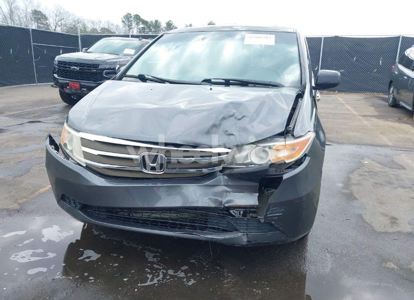 Photo 6 of 2011 Honda Odyssey EX-L (VIN 5FNRL5H63BB025922)