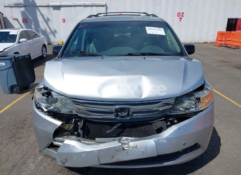 Photo 6 of 2011 Honda Odyssey EX-L (VIN 5FNRL5H63BB027718)