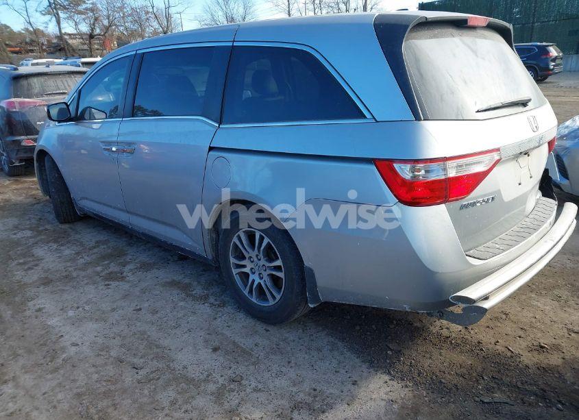 Photo 3 of 2011 Honda Odyssey EX-L (VIN 5FNRL5H63BB034443)