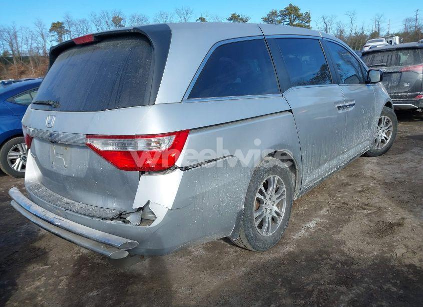 Photo 4 of 2011 Honda Odyssey EX-L (VIN 5FNRL5H63BB034443)