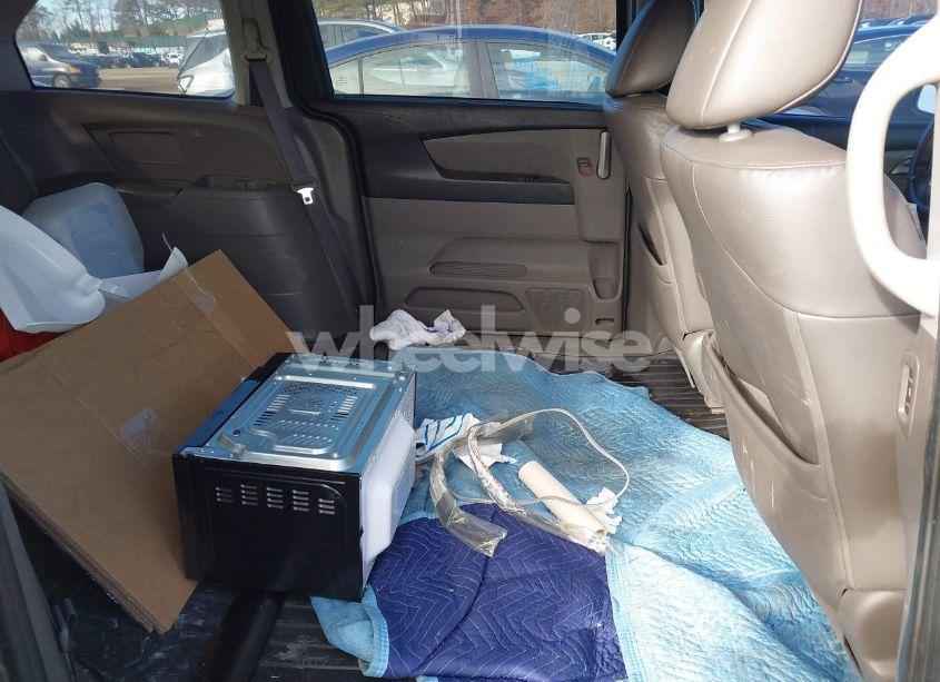 Photo 8 of 2011 Honda Odyssey EX-L (VIN 5FNRL5H63BB034443)