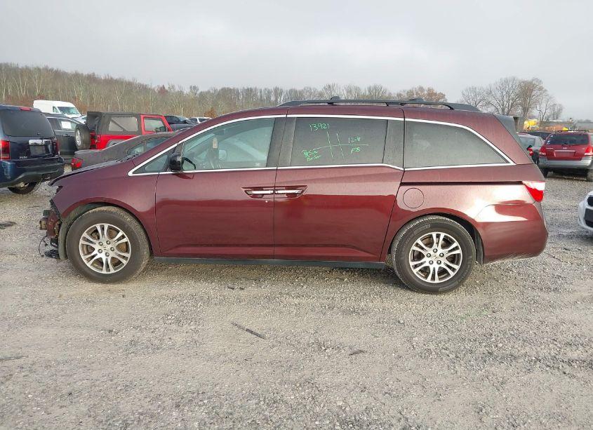 Photo 14 of 2011 Honda Odyssey EX-L (VIN 5FNRL5H63BB035852)