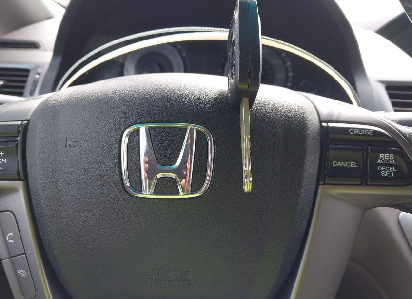 Photo 11 of 2011 Honda Odyssey EX-L (VIN 5FNRL5H63BB050643)