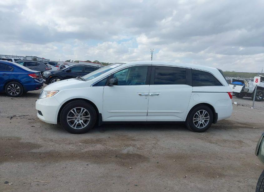 Photo 14 of 2011 Honda Odyssey EX-L (VIN 5FNRL5H63BB050643)