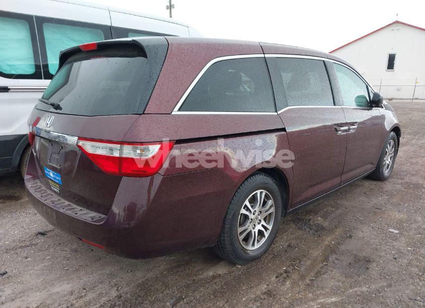Photo 4 of 2011 Honda Odyssey EX-L (VIN 5FNRL5H63BB052344)