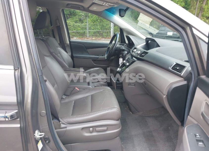 Photo 5 of 2011 Honda Odyssey EX-L (VIN 5FNRL5H63BB072156)