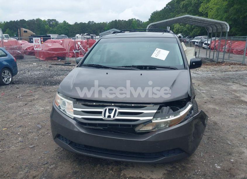 Photo 6 of 2011 Honda Odyssey EX-L (VIN 5FNRL5H63BB072156)
