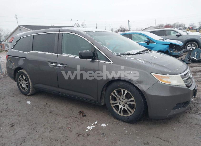 Photo 13 of 2011 Honda Odyssey EX-L (VIN 5FNRL5H63BB096845)