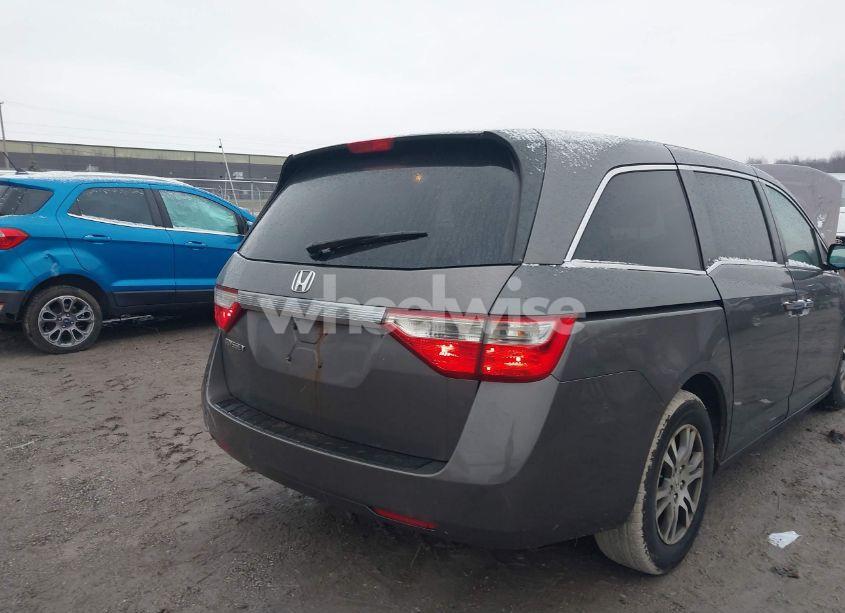 Photo 4 of 2011 Honda Odyssey EX-L (VIN 5FNRL5H63BB096845)