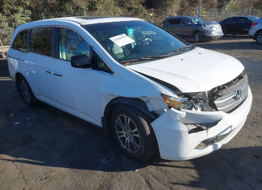 2011 Honda Odyssey EX-L (VIN 5FNRL5H63BB100487) main photo