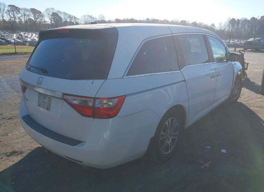 Photo 4 of 2011 Honda Odyssey EX-L (VIN 5FNRL5H63BB100487)