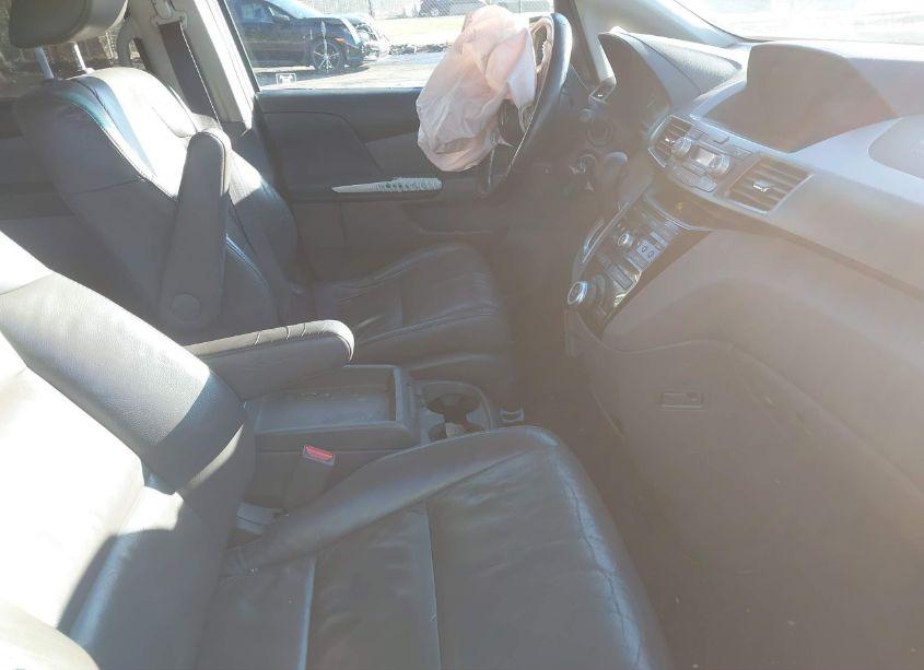 Photo 5 of 2011 Honda Odyssey EX-L (VIN 5FNRL5H63BB100487)