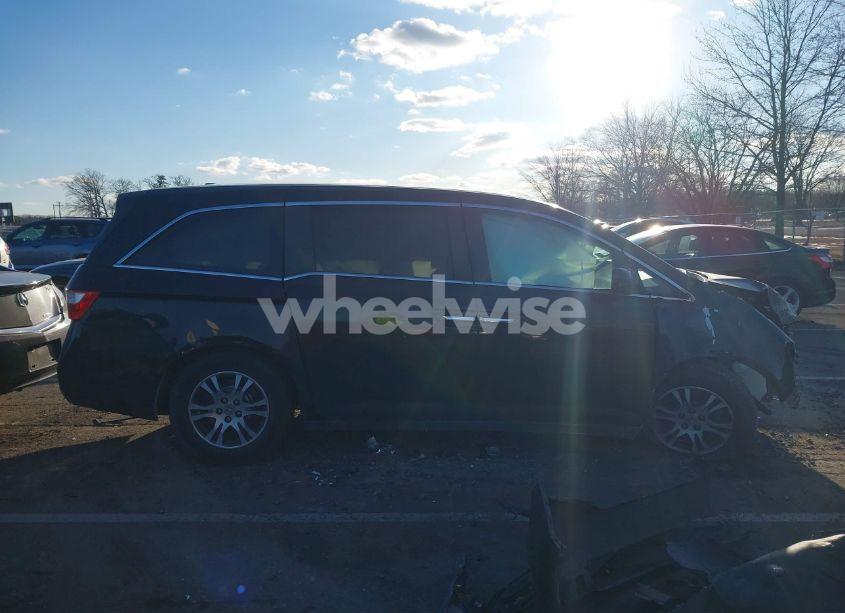 Photo 14 of 2011 Honda Odyssey EX-L (VIN 5FNRL5H63BB102787)