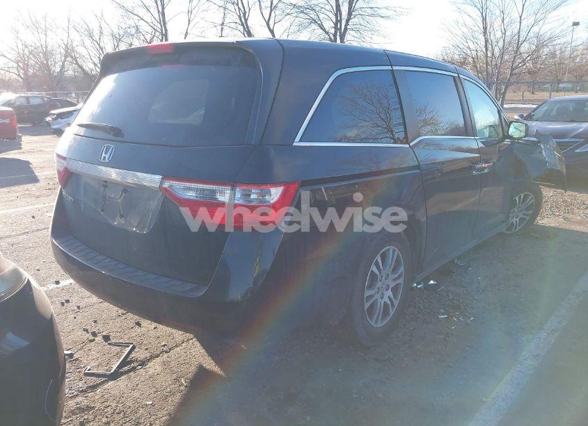 Photo 4 of 2011 Honda Odyssey EX-L (VIN 5FNRL5H63BB102787)