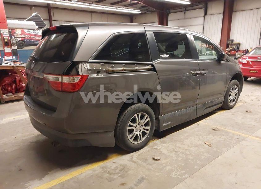 Photo 4 of 2012 Honda Odyssey EX-L (VIN 5FNRL5H63CB014579)