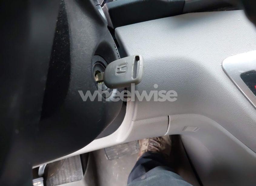 Photo 11 of 2012 Honda Odyssey EX-L (VIN 5FNRL5H63CB015523)