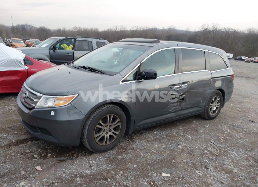 Photo 2 of 2012 Honda Odyssey EX-L (VIN 5FNRL5H63CB015523)