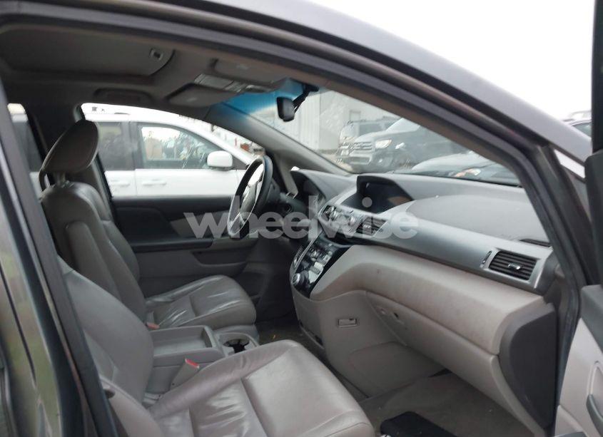 Photo 5 of 2012 Honda Odyssey EX-L (VIN 5FNRL5H63CB015523)