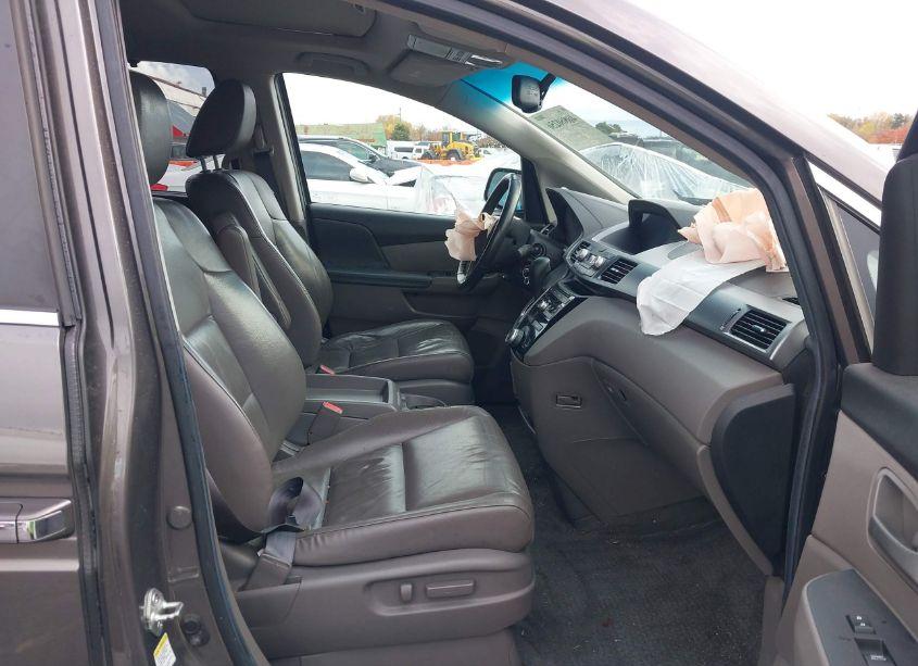 Photo 5 of 2012 Honda Odyssey EX-L (VIN 5FNRL5H63CB038610)