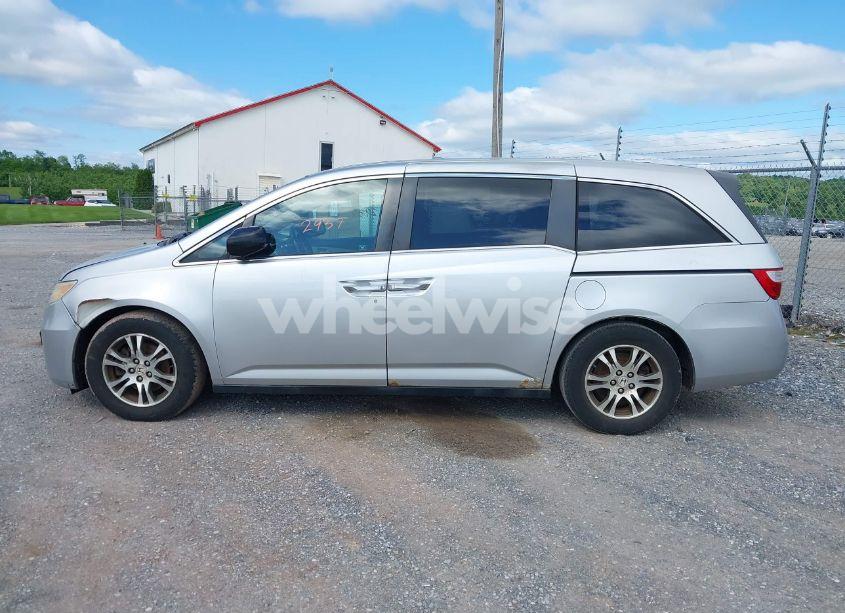 Photo 14 of 2012 Honda Odyssey EX-L (VIN 5FNRL5H63CB063815)