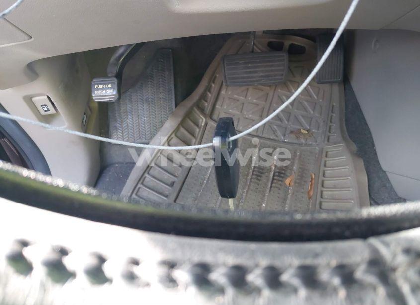 Photo 10 of 2012 Honda Odyssey EX-L (VIN 5FNRL5H63CB077875)