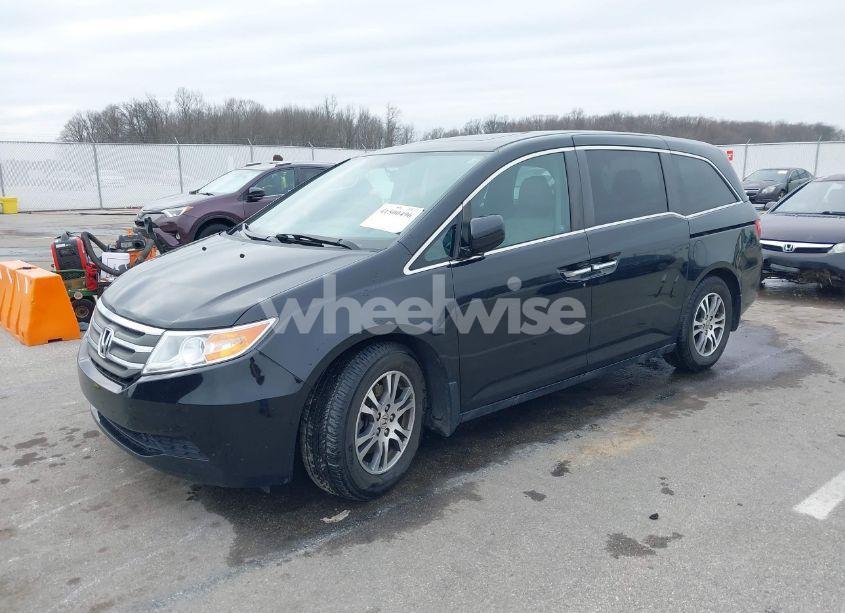 Photo 2 of 2012 Honda Odyssey EX-L (VIN 5FNRL5H63CB084809)