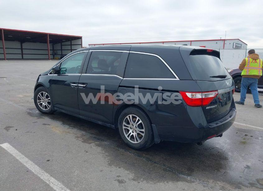 Photo 3 of 2012 Honda Odyssey EX-L (VIN 5FNRL5H63CB084809)