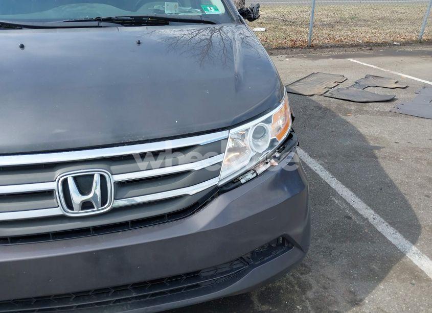 Photo 6 of 2012 Honda Odyssey EX-L (VIN 5FNRL5H63CB099357)