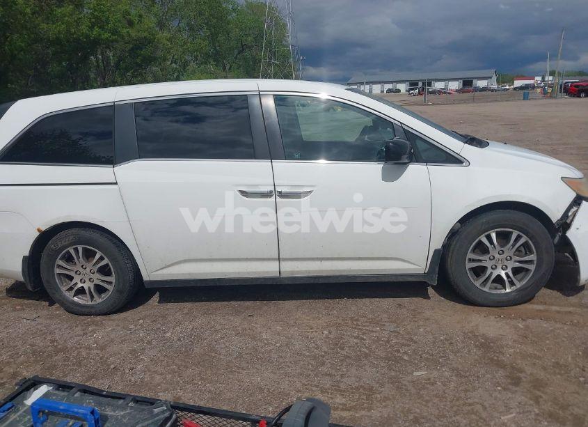 Photo 13 of 2012 Honda Odyssey EX-L (VIN 5FNRL5H63CB117341)