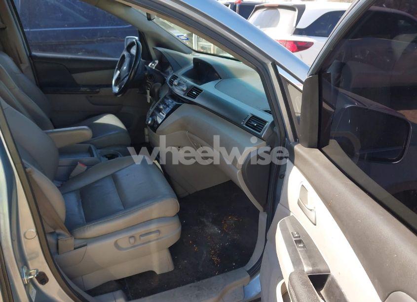 Photo 5 of 2012 Honda Odyssey EX-L (VIN 5FNRL5H63CB122670)