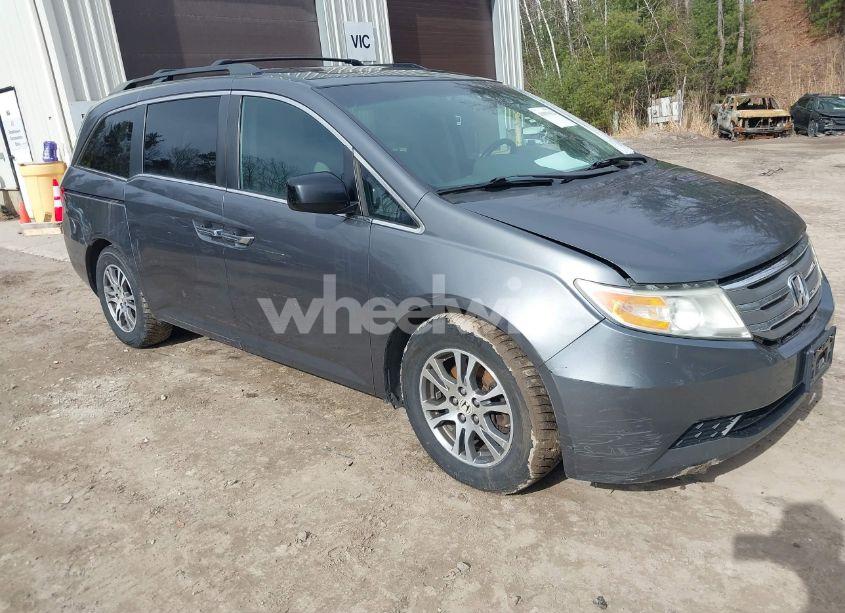2013 Honda Odyssey EX-L (VIN 5FNRL5H63DB011960) main photo